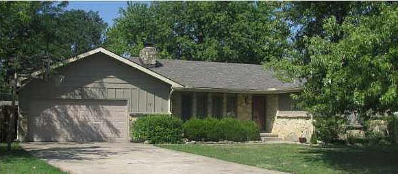 1st image of 11 Frontier Ln