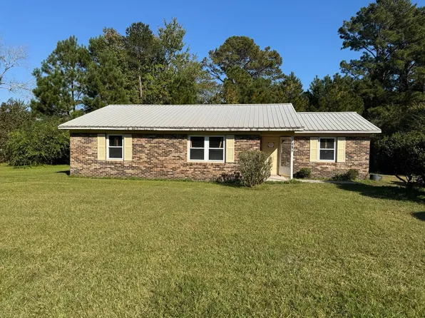 205 Broadway St, Navassa, NC 28451