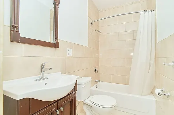 Rented by REAL New York | media 9