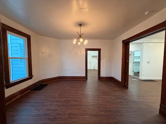 4th image of 718 17th St
