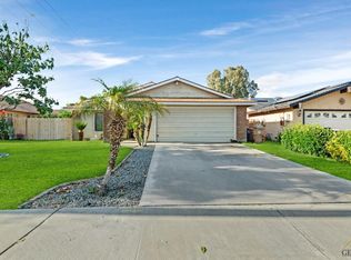 2016 Springfield Ave, Bakersfield, CA 93304