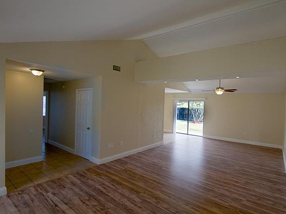 4th image of 5623 La Serena Ave