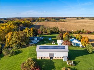 5678 North Rd, Auburn, NY 13021