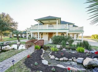 10111 W Hidden Lake Ln, Richmond, TX 77406