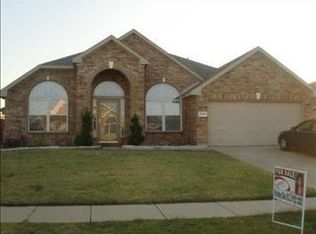 2455 Frontier Dr, Grand Prairie, TX 75052
