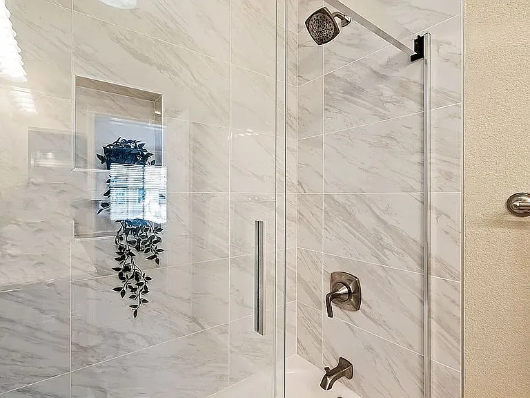 125 Sydney Ln — Photo 24