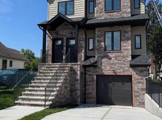 116 Hull Ave #1, Staten Island, NY 10306