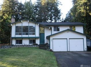 25 NW Green Hill Ct, Bremerton, WA 98311