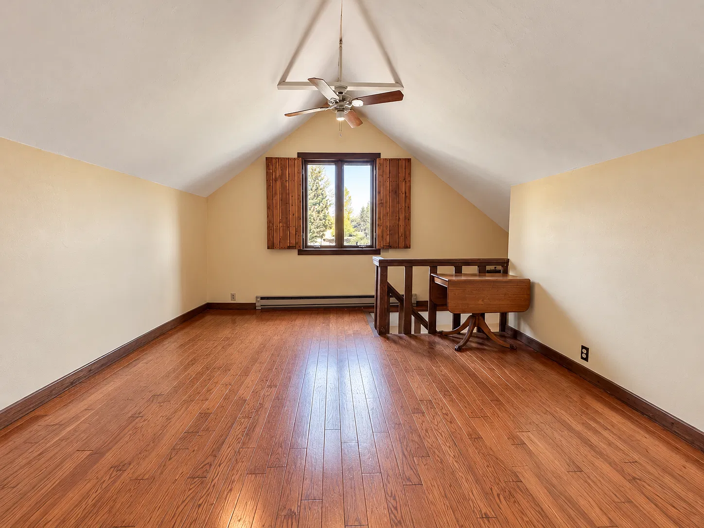 2 bed, 1072 sqft, $2,125 — Photo 4