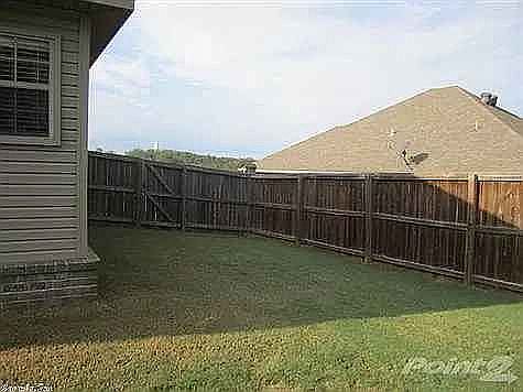 5th image of 5723 Heritage Heights Dr