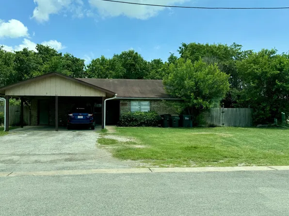 102 Cockerham St APT B, Kyle, TX 78640