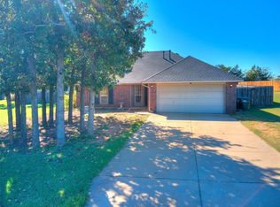 11853 Ridge Point, Guthrie, OK 73044