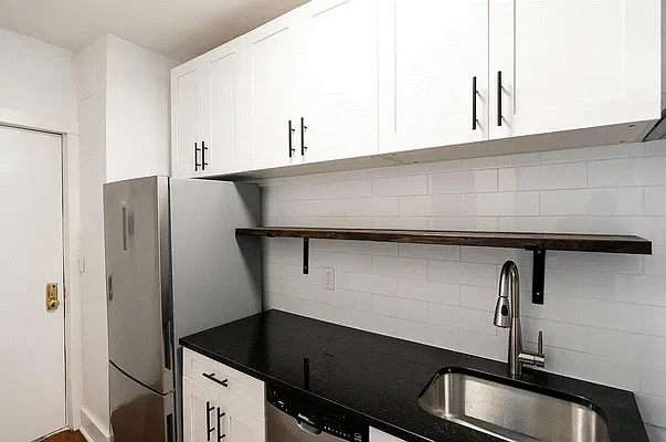 Rented by Shamco Management Corp | media 4