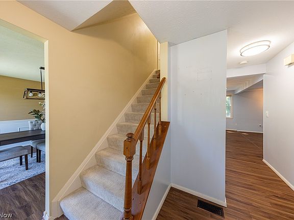 2nd image of 1058 Riverview Dr