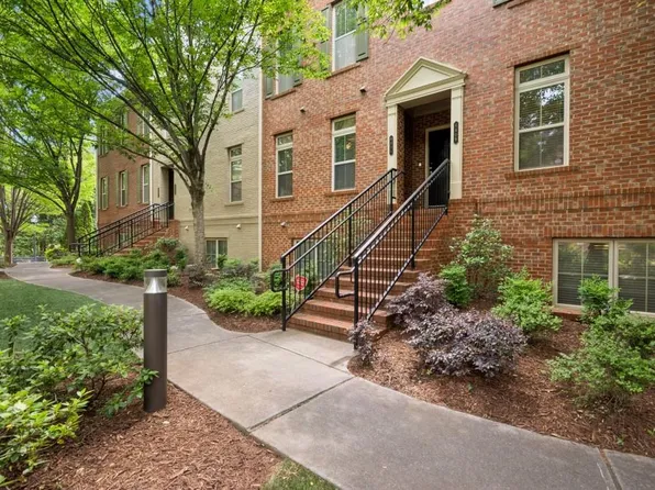 6409 Paulson Pl, Sandy Springs, GA 30328