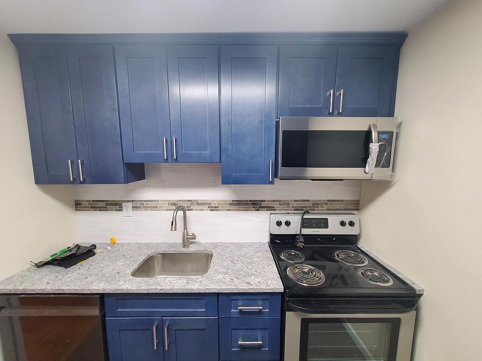 1st image of 377 S Harrison St #2C