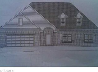 944 Tower Rd, Thomasville, NC 27360