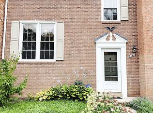 5442 Calvin Ct, Springfield, VA 22151