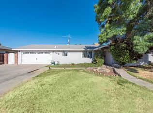 2702 S County Center Dr, Visalia, CA 93277