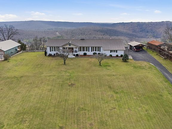 2nd image of 535 Grandview Trl