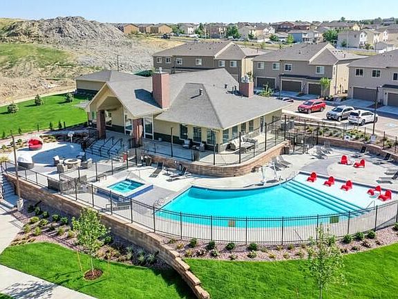 Community Club House, Swimming Pool, Hot Tub, Fire Pit