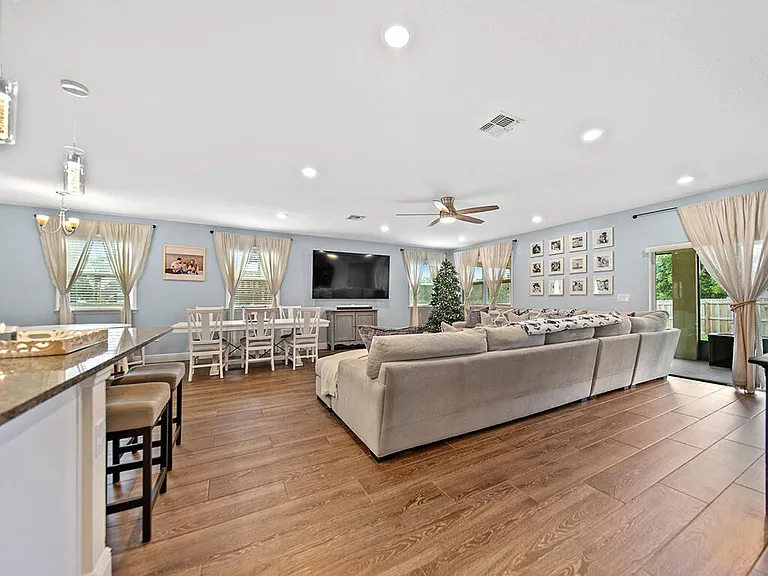 4662 SW Bradbury St — Photo 13