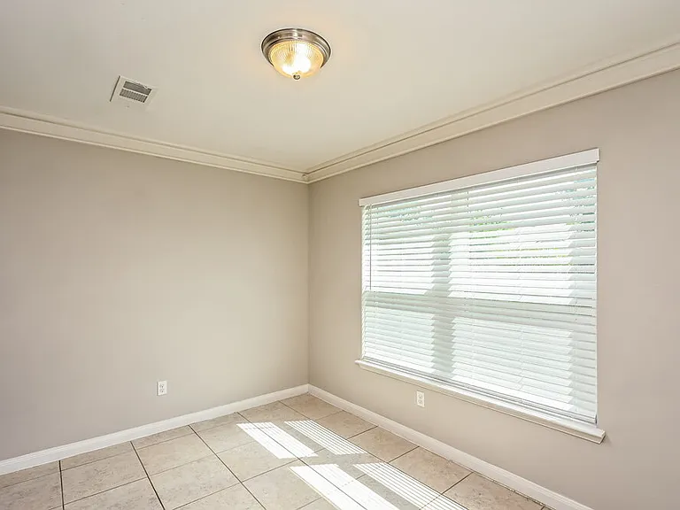 8916 Highland Orchard Dr — Photo 6