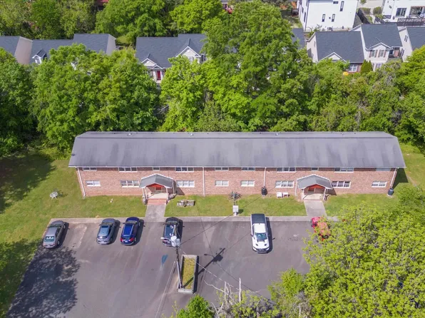 110 W Carr St, Carrboro, NC 27510