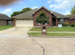 4711 Stone Bridge St, Baytown, TX 77521