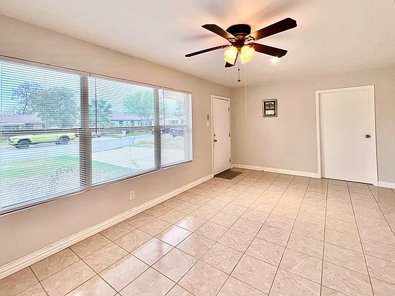 3rd image of 1251 Ricks Dr