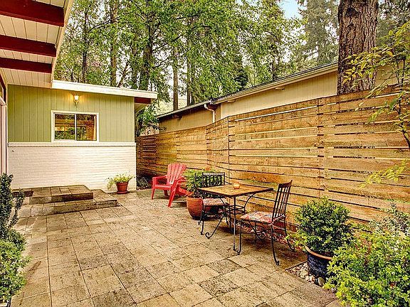 3rd image of 14739 25th Ave NE