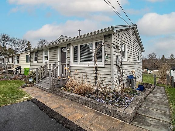 3rd image of 4514 Wilcox Pl
