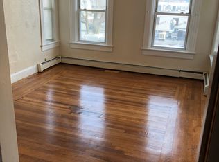 387 Smith St, Providence, RI 02908