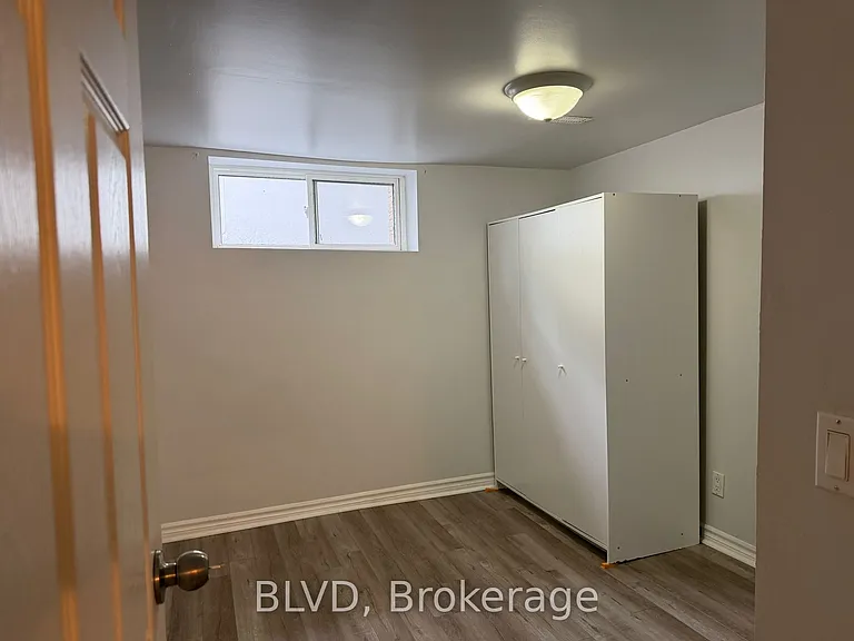 39 Johnston Ave #BSMNT — Photo 9