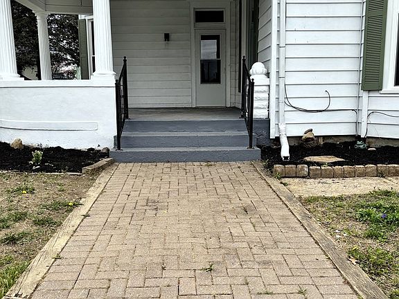 5th image of 31 Pickaway St