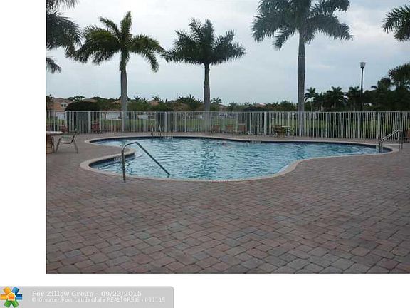 2nd image of 1511 Fenton Dr
