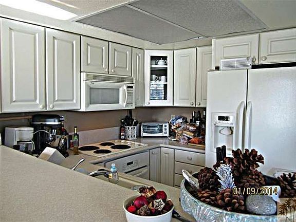 5th image of 78405 Terra Cotta Ct