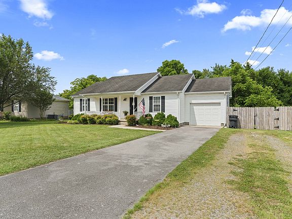 3rd image of 1139 Gardendale Dr