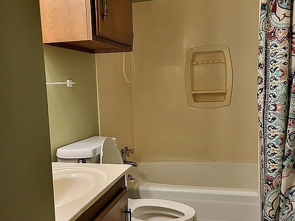 3rd image of 311 Ward Dr