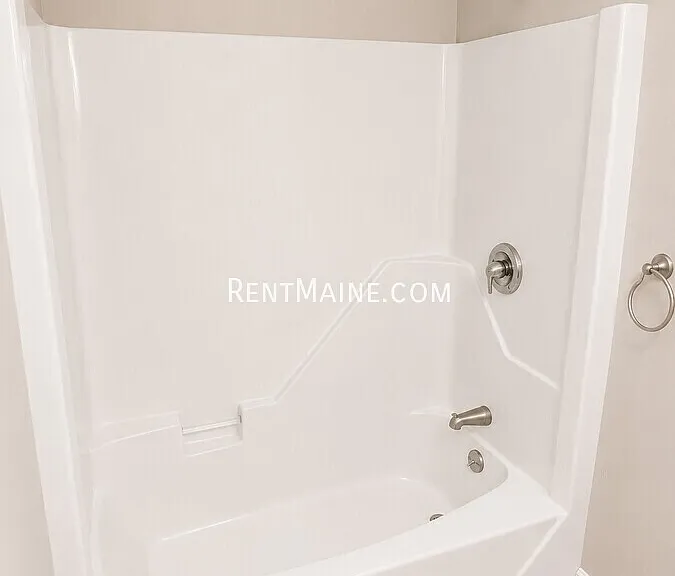 176 Augusta Rd #10 — Photo 7