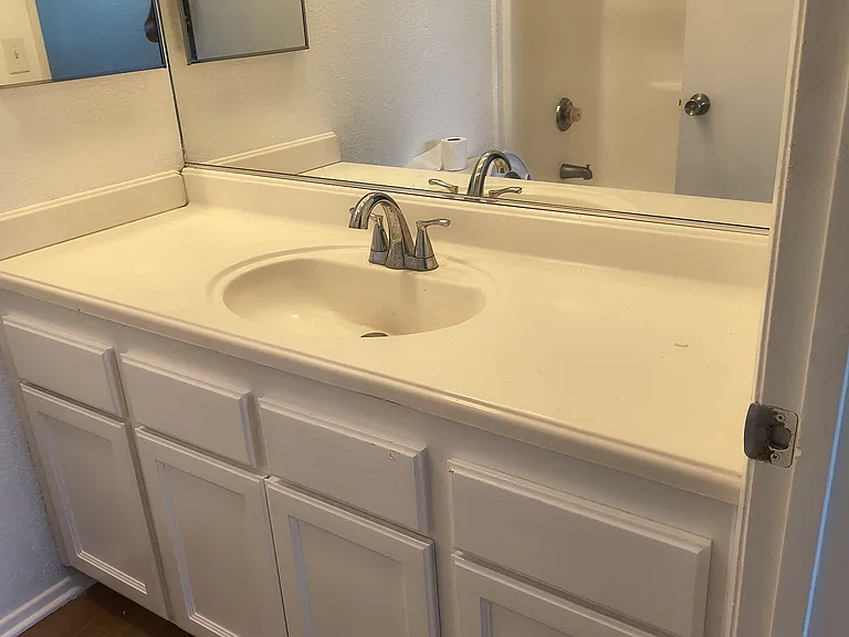1721 Coronado Ave #303 — Photo 17
