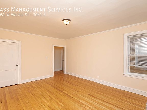 4th image of 3051 W Argyle St APT 3