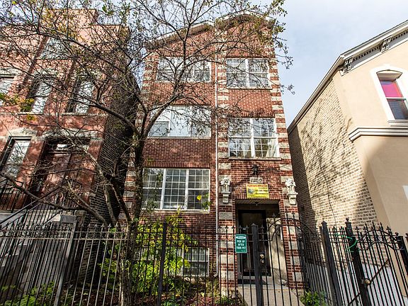 3rd image of 1250 N Greenview Ave APT 1