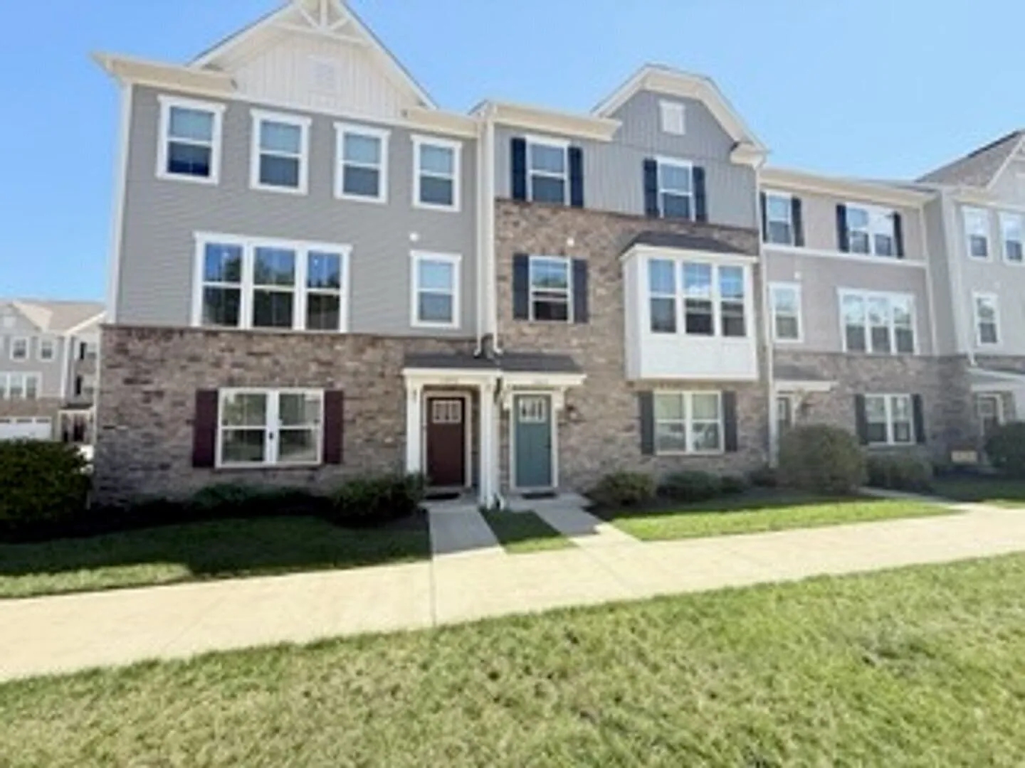 Spacious 3-Bedroom Avon Townhome | Finished Lower Level & 2-Car Garage — Photo 2
