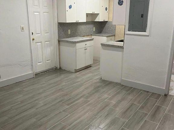 3rd image of 1351 NW 102nd St