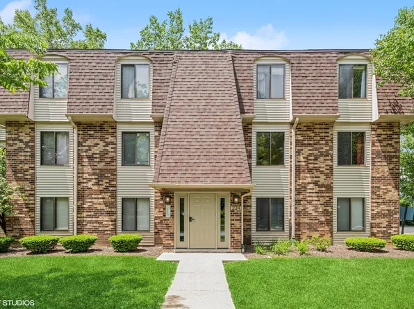 224 W Court Of Shorewood APT 2A, Vernon Hills, IL 60061