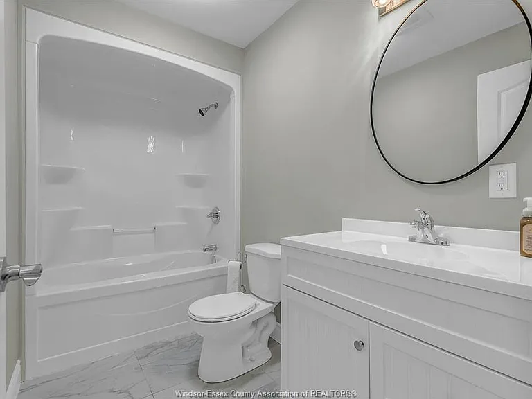 1858 Buckingham Dr — Photo 13