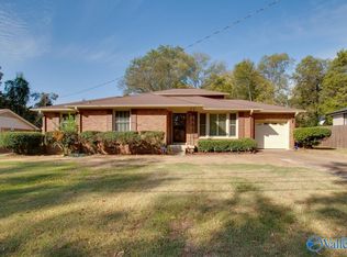 7612 Charlotte Dr SW, Huntsville, AL 35802