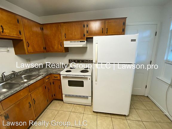 3rd image of 742 Welton Ave SW