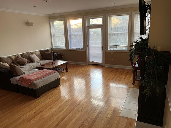 2847 N Southport Ave TF3, Chicago, IL 60657 Kevin Rahmanim ICM Properties